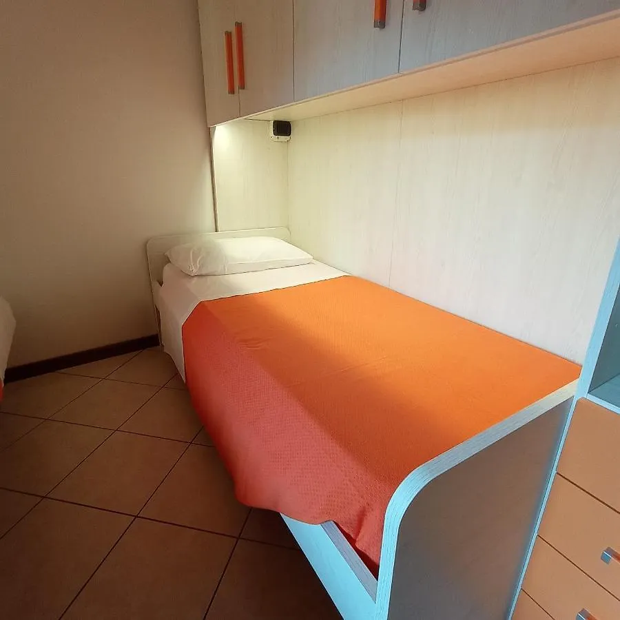Apartman Little Flower Domaso